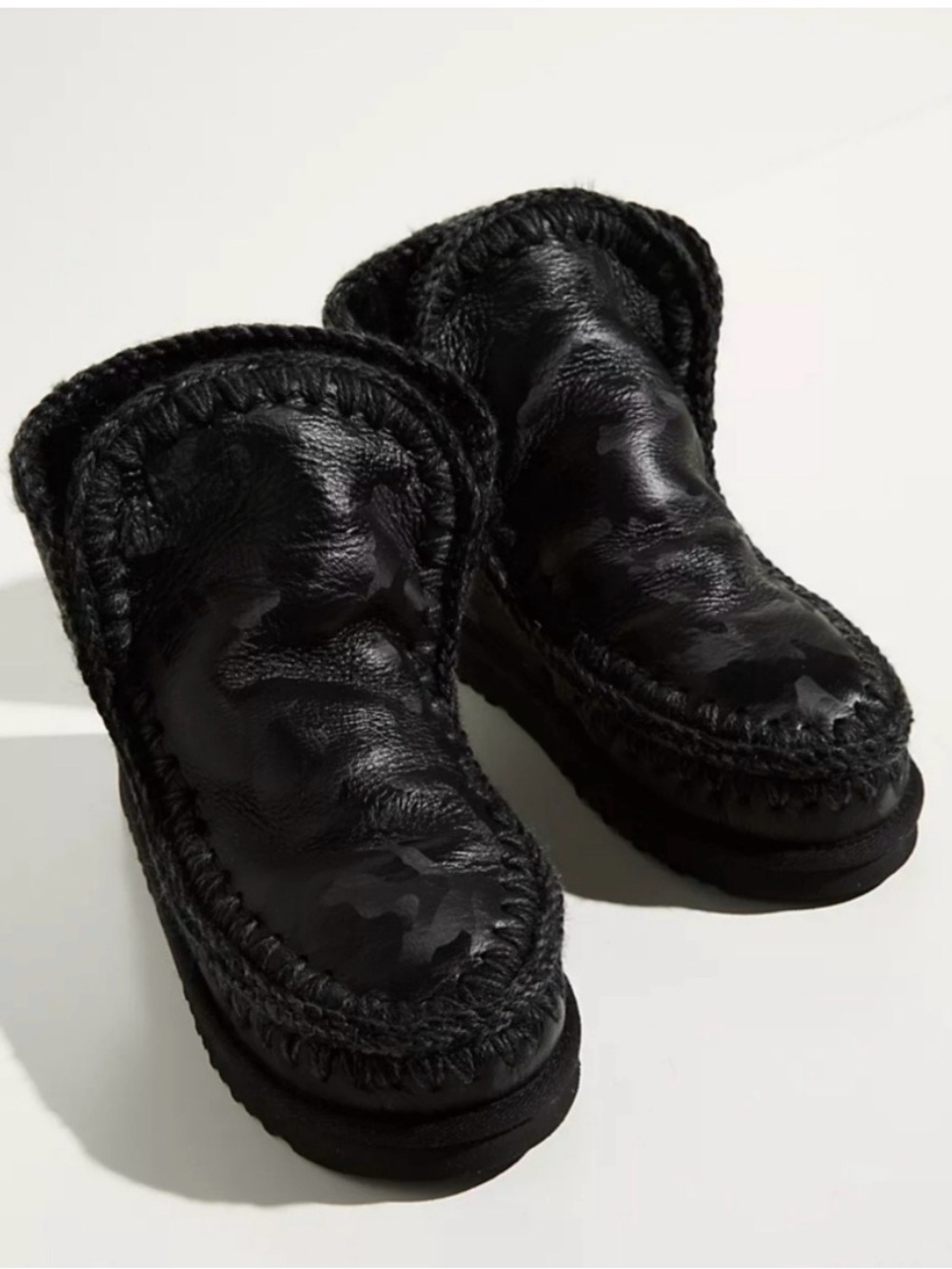 Mou Black (camo ish) Shearling-Lined leather Booties never worn 7-7.5 women’s
